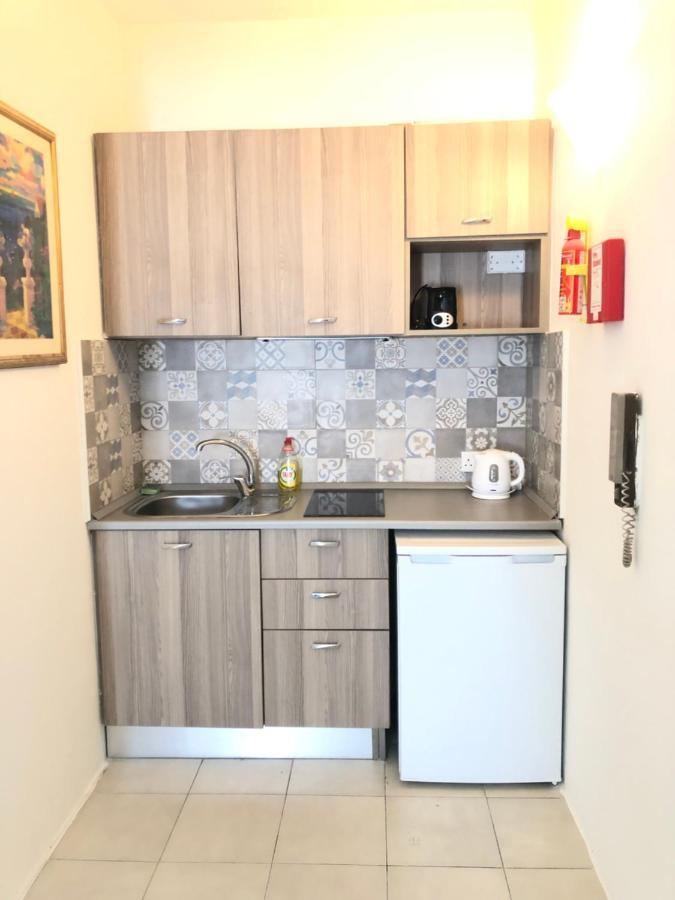 Porto Del Sol Guesthouse Wardija エクステリア 写真